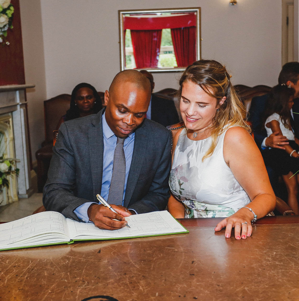 Lisa R - Southwark Registry Office Photography